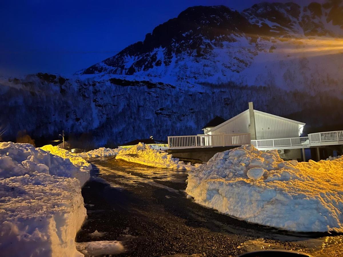 Aparthotel Senja Living Stonglandseidet Exterior foto
